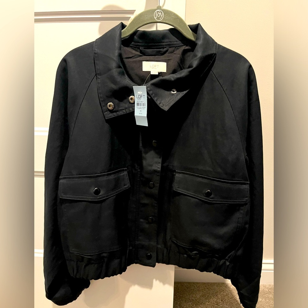Loft Petite Fluid Bomber Jacket, Size M, NWT, Black